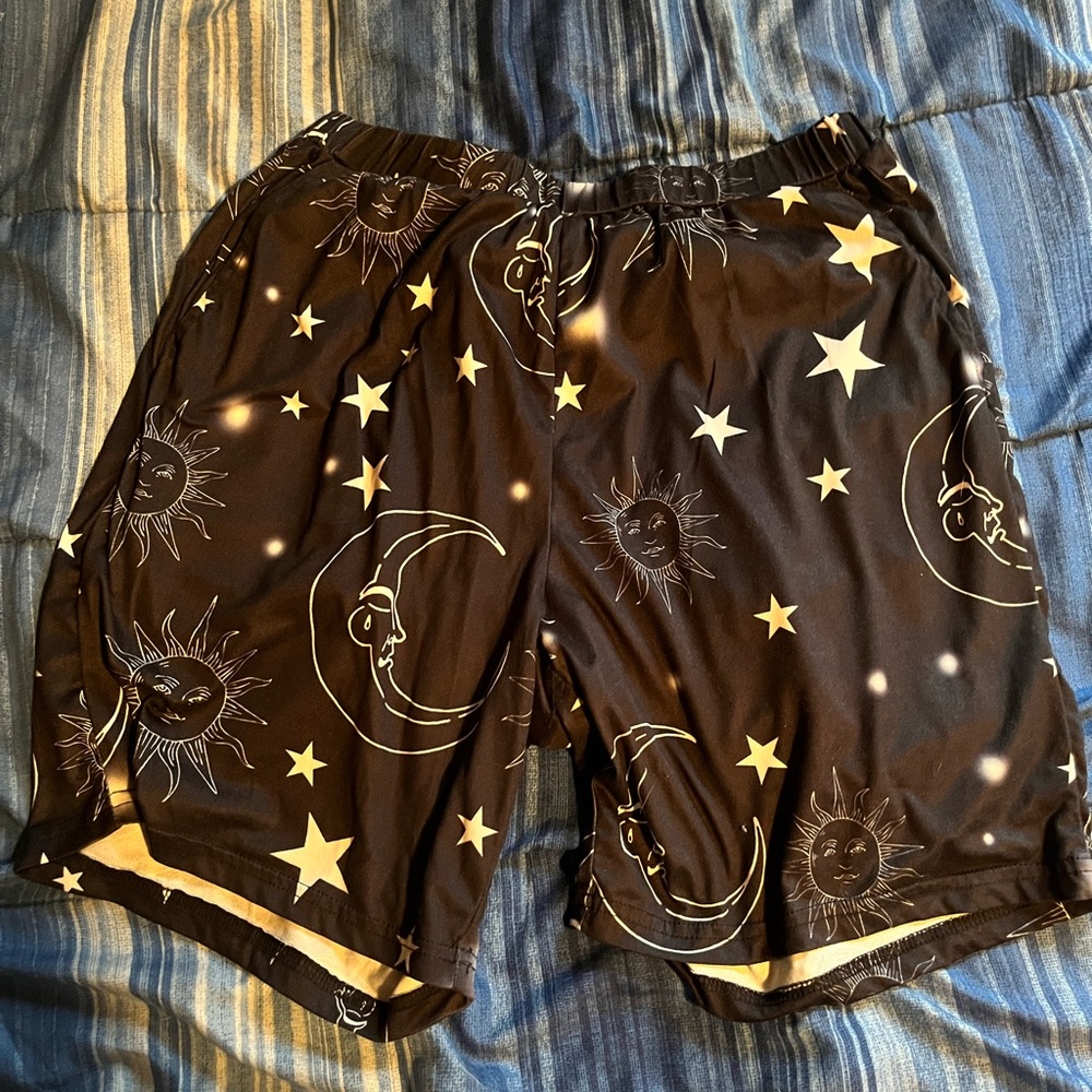 Star moon shorts